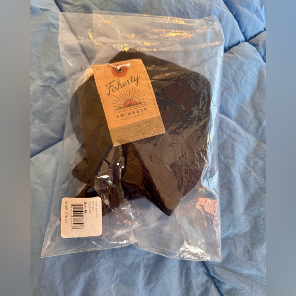 Faherty Rimini Black Triangle Bikini Top -NEW Size Medium - Picture 9 of 10